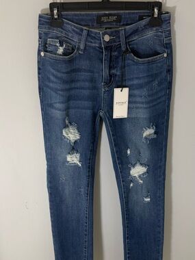Judy Blue Medium Blue Distressed Skinny Jeans